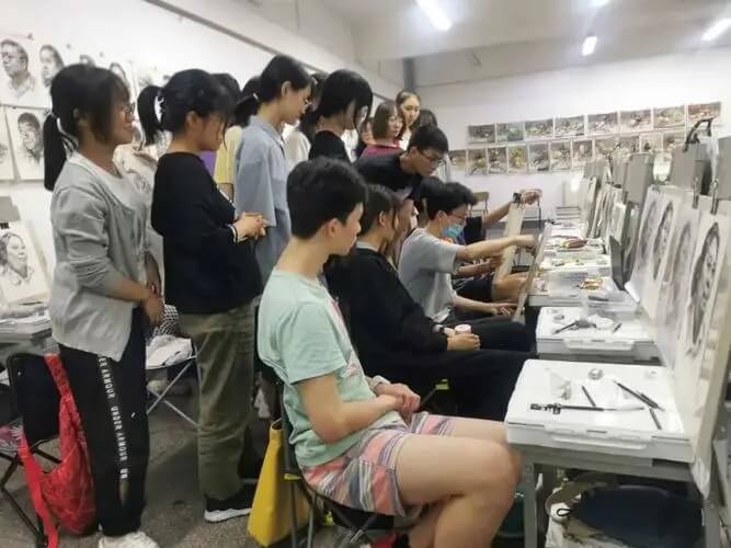 郑州画室高考美术集训班